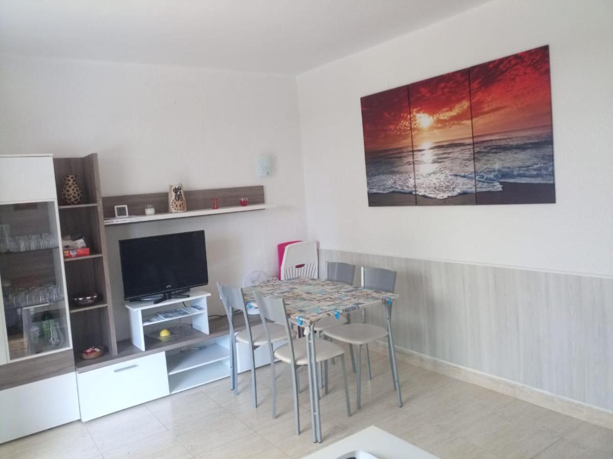 Apartamento En La Playa Miami Playa Esterno foto